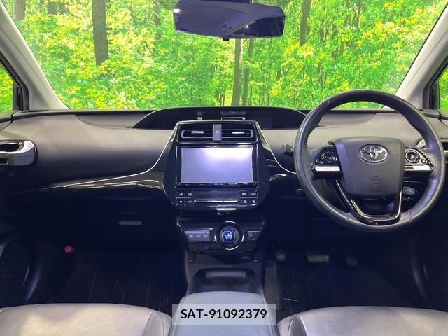 Toyota PRIUS 2016-12 8873255-1