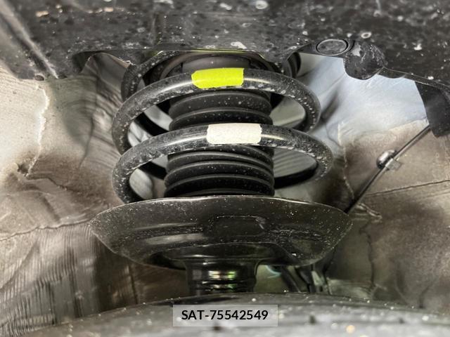 Toyota PRIUS 2016-07 8873287-19