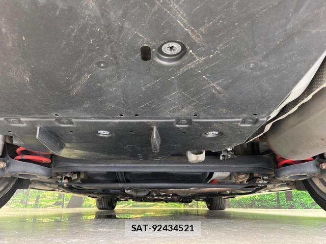 Toyota PRIUS 2014-02 8873289-15