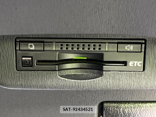 Toyota PRIUS 2014-02 8873289-4