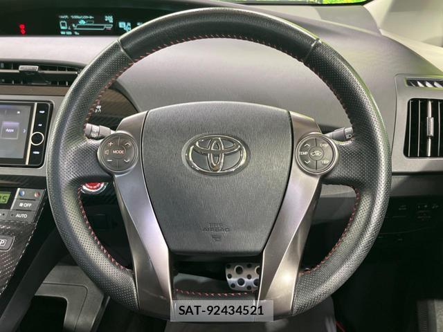 Toyota PRIUS 2014-02 8873289-8