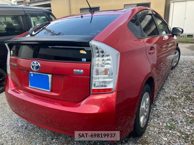 Toyota PRIUS 2010-06 8873304-2
