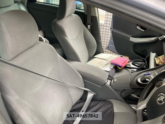 Toyota PRIUS 2009-09 8873344-11