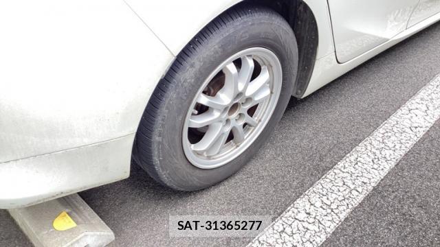 Toyota PRIUS 2016-01 8873489-12