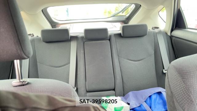 Toyota PRIUS 2014-03 8873490-10