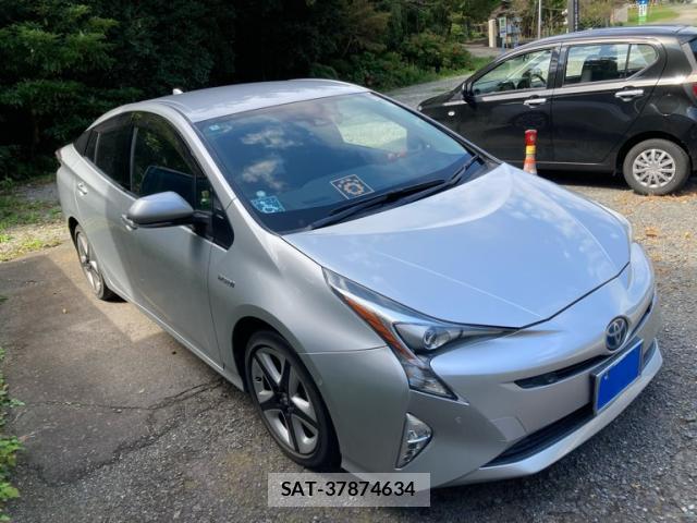 Toyota PRIUS 2018-07 8873533-1