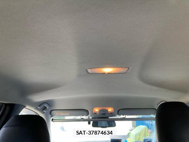 Toyota PRIUS 2018-07 8873533-11