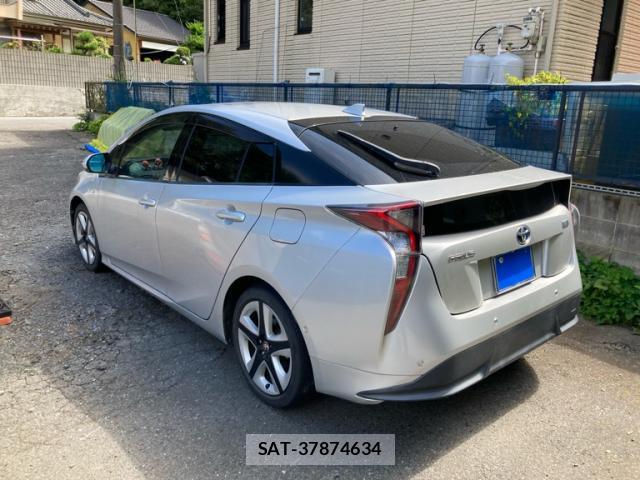 Toyota PRIUS 2018-07 8873533-13