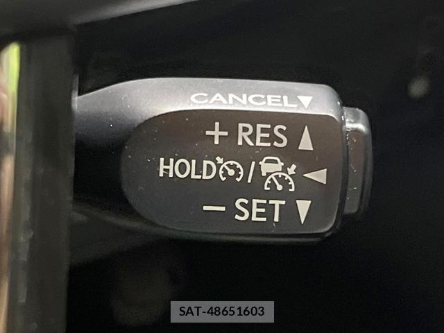 Toyota PRIUS 2017-10 8873612-5