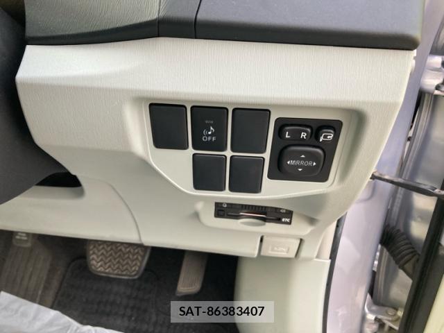 Toyota PRIUS 2014-01 8873643-11