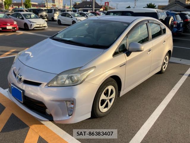 Toyota PRIUS 2014-01 8873643-13