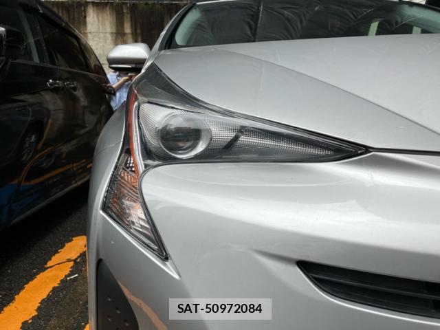 Toyota PRIUS 2018-02 8873661-12