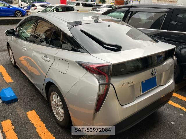 Toyota PRIUS 2018-02 8873661-13
