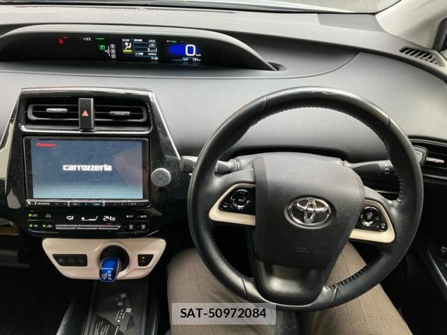 Toyota PRIUS 2018-02 8873661-14