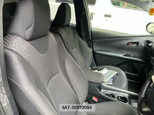 Toyota PRIUS 2018-02 8873661-6