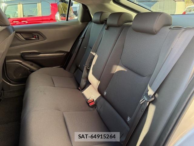Toyota PRIUS 2024-03 8873849-3