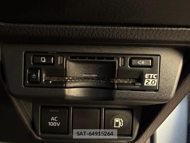 Toyota PRIUS 2024-03 8873849-8