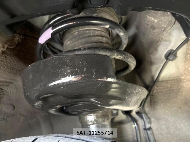 Toyota PRIUS 2020-02 8873959-19