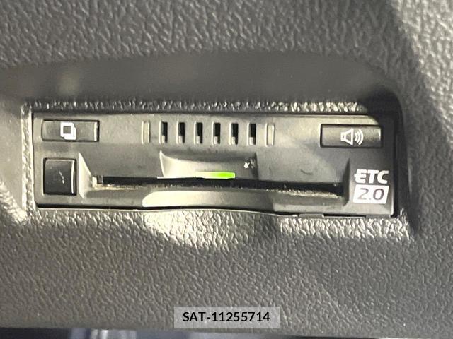 Toyota PRIUS 2020-02 8873959-4