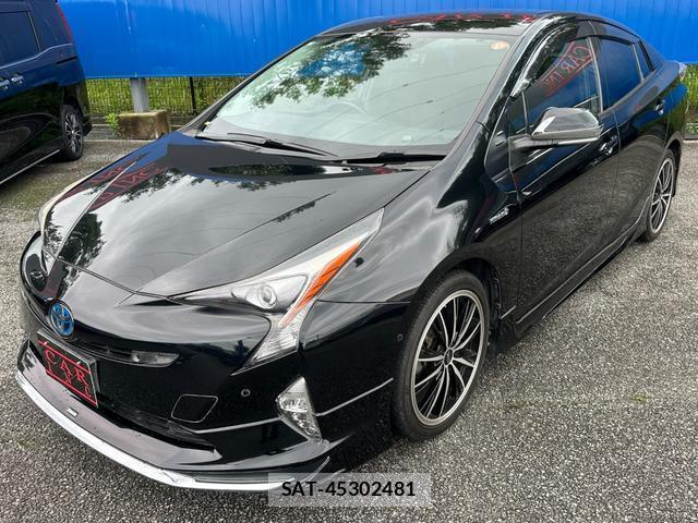 Toyota PRIUS 2016-07 8873964-1