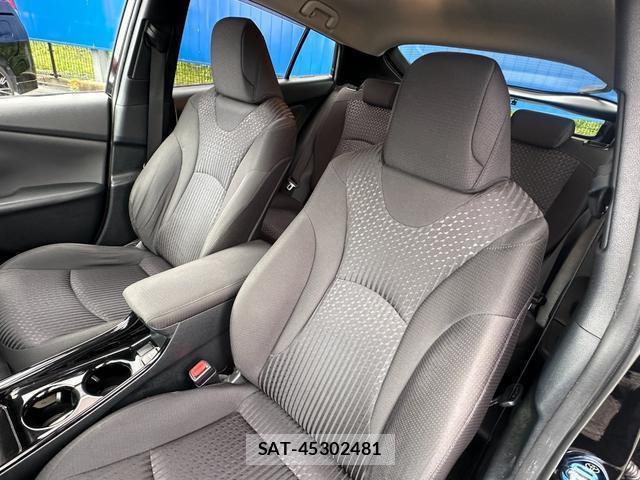 Toyota PRIUS 2016-07 8873964-11