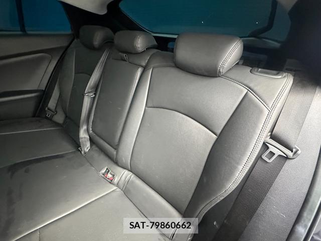 Toyota PRIUS 2019-08 8873979-14