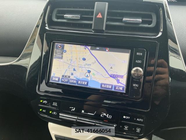 Toyota PRIUS 2016-10 8873986-19