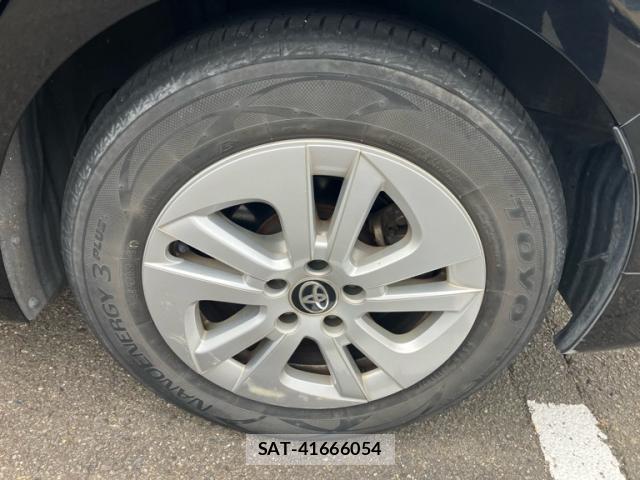 Toyota PRIUS 2016-10 8873986-4