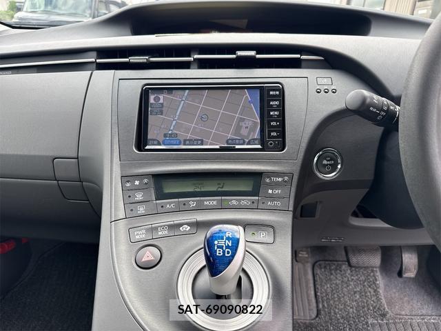 Toyota PRIUS 2010-01 8874005-9