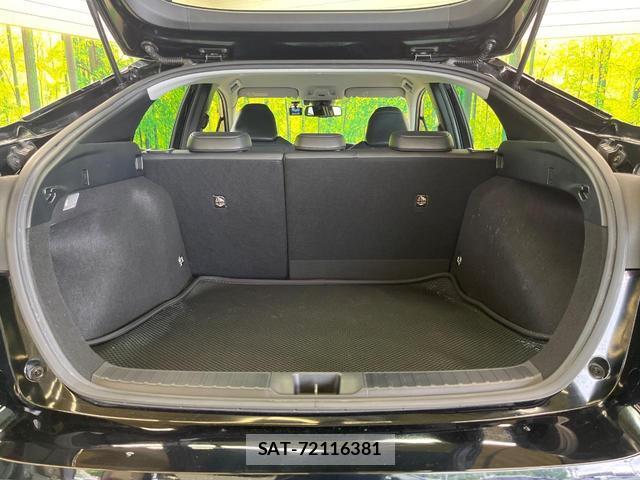 Toyota PRIUS 2019-09 8874285-11