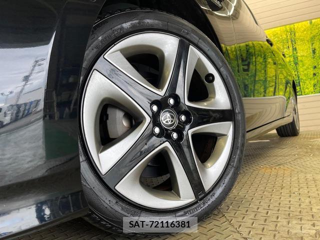 Toyota PRIUS 2019-09 8874285-13