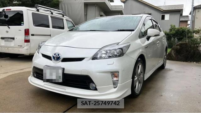 Toyota PRIUS 2015-09 8874410-0