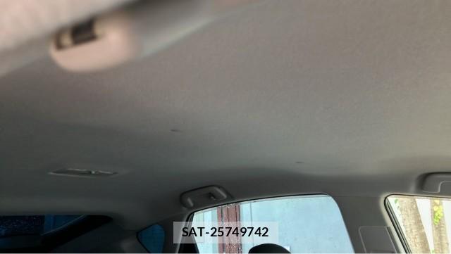 Toyota PRIUS 2015-09 8874410-15