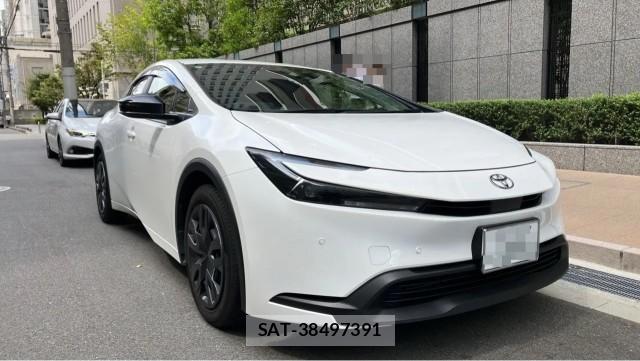 Toyota PRIUS 2024-11 8874497-11