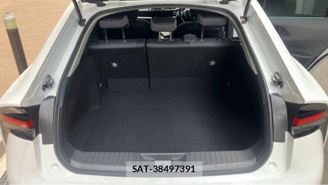 Toyota PRIUS 2024-11 8874497-17