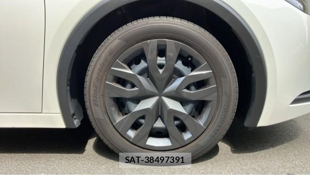 Toyota PRIUS 2024-11 8874497-8