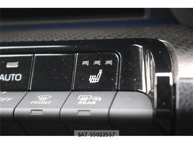 Toyota PRIUS 2025-06 8874576-5