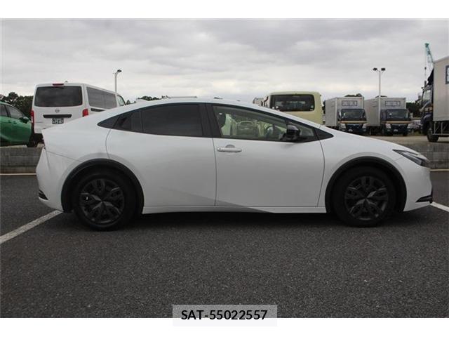 Toyota PRIUS 2025-06 8874576-8
