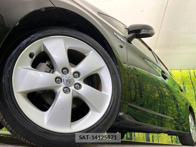 Toyota PRIUS 2015-10 8874609-12