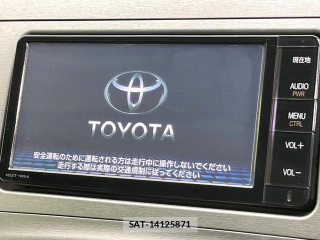 Toyota PRIUS 2015-10 8874609-2
