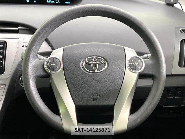 Toyota PRIUS 2015-10 8874609-7