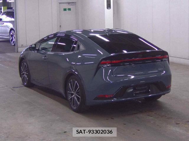Toyota PRIUS 2023-06 8874785-1