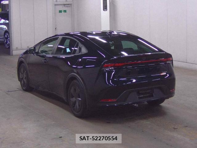 Toyota PRIUS 2023-05 8874816-1