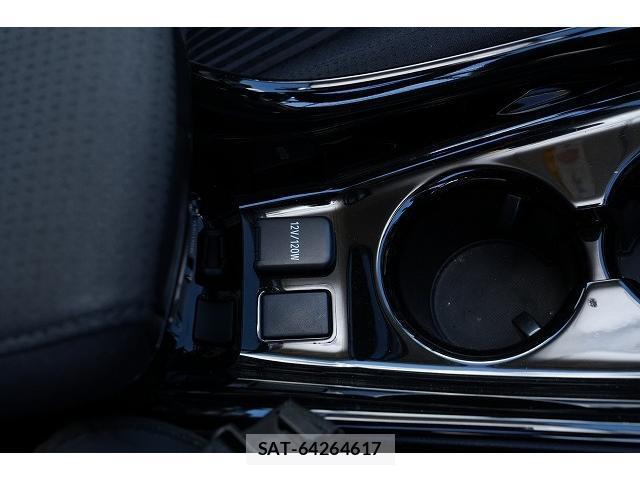 Toyota PRIUS 2018-06 8875356-16