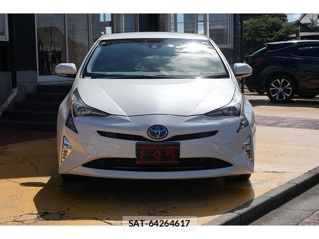 Toyota PRIUS 2018-06 8875356-17