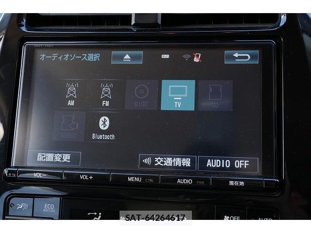 Toyota PRIUS 2018-06 8875356-5