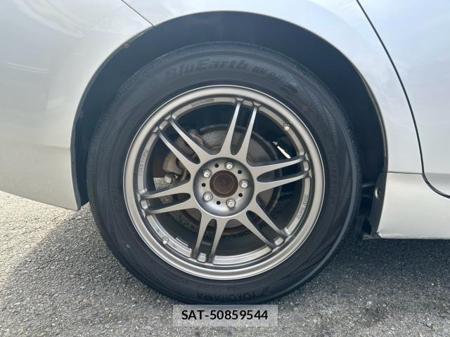 Toyota PRIUS 2009-11 8875389-13