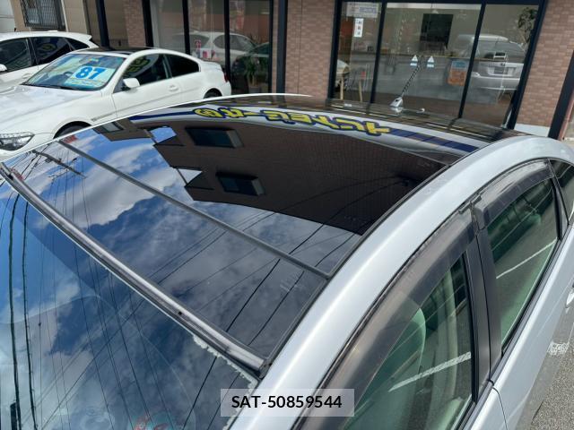 Toyota PRIUS 2009-11 8875389-16