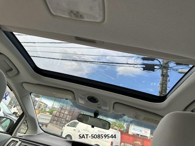 Toyota PRIUS 2009-11 8875389-17