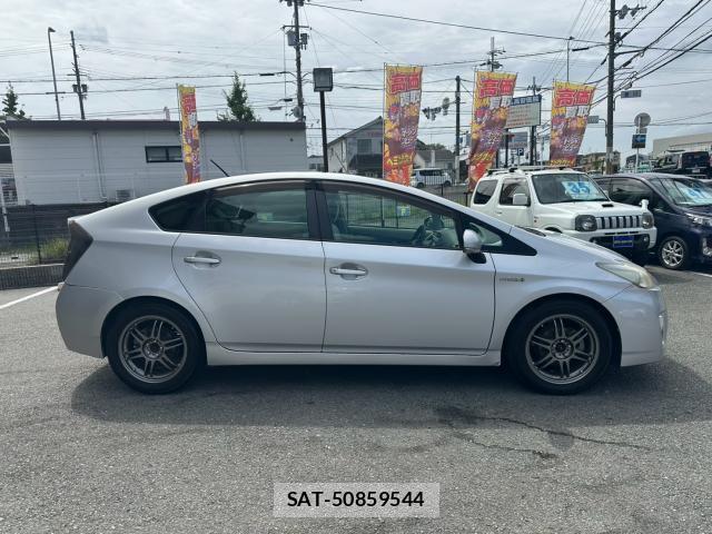 Toyota PRIUS 2009-11 8875389-7